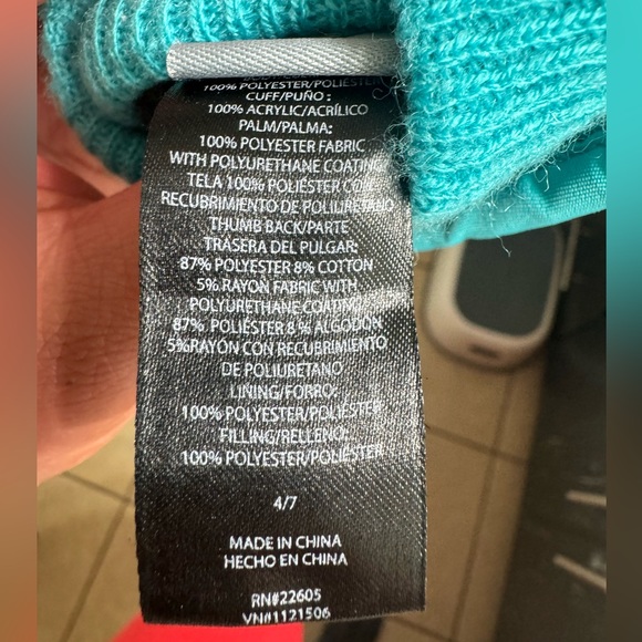 Champion kids snow mittens size 4/7 - Picture 5 of 5